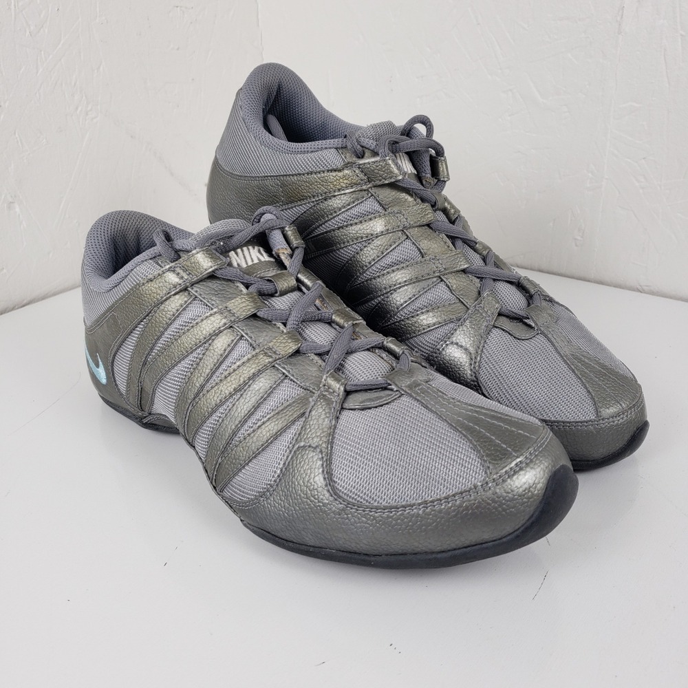 Nike Musique IV Women's 9.5 Metallic Silver Grey Dance Studio Shoes 324751-041‎